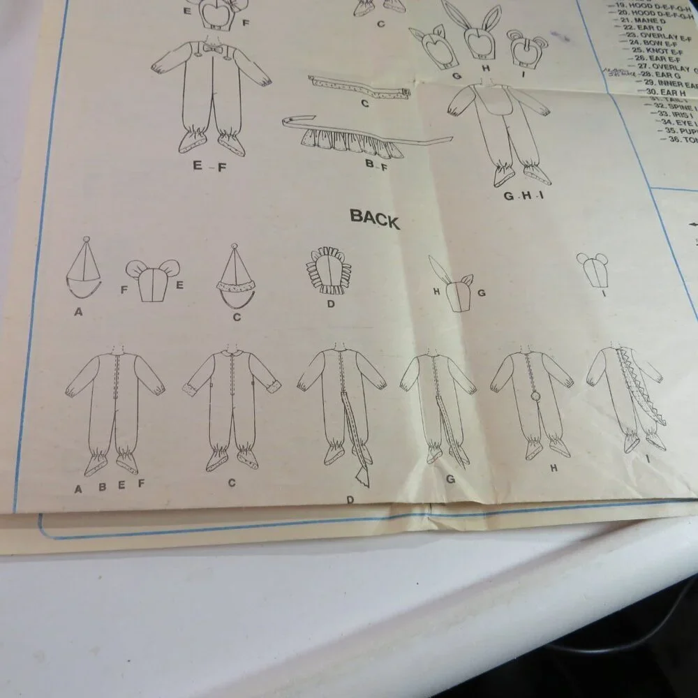 McCalls 5620 Clothing pattern Costumes size 4 Halloween, Easter, Christmas
